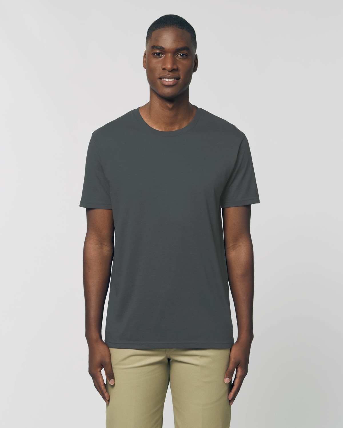 Rocker_Anthracite_Studio_Front_Main_0