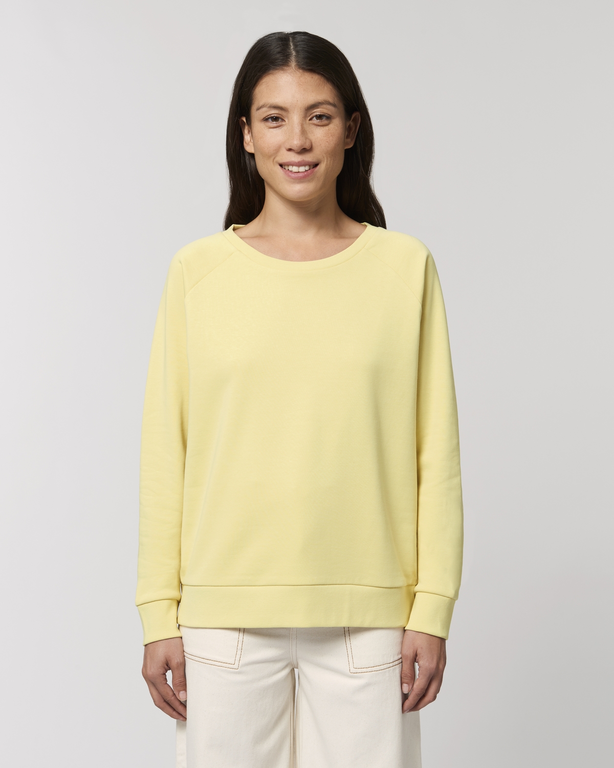 Stella_Dazzler_Yellow_Mist_Studio_Front_Main_6