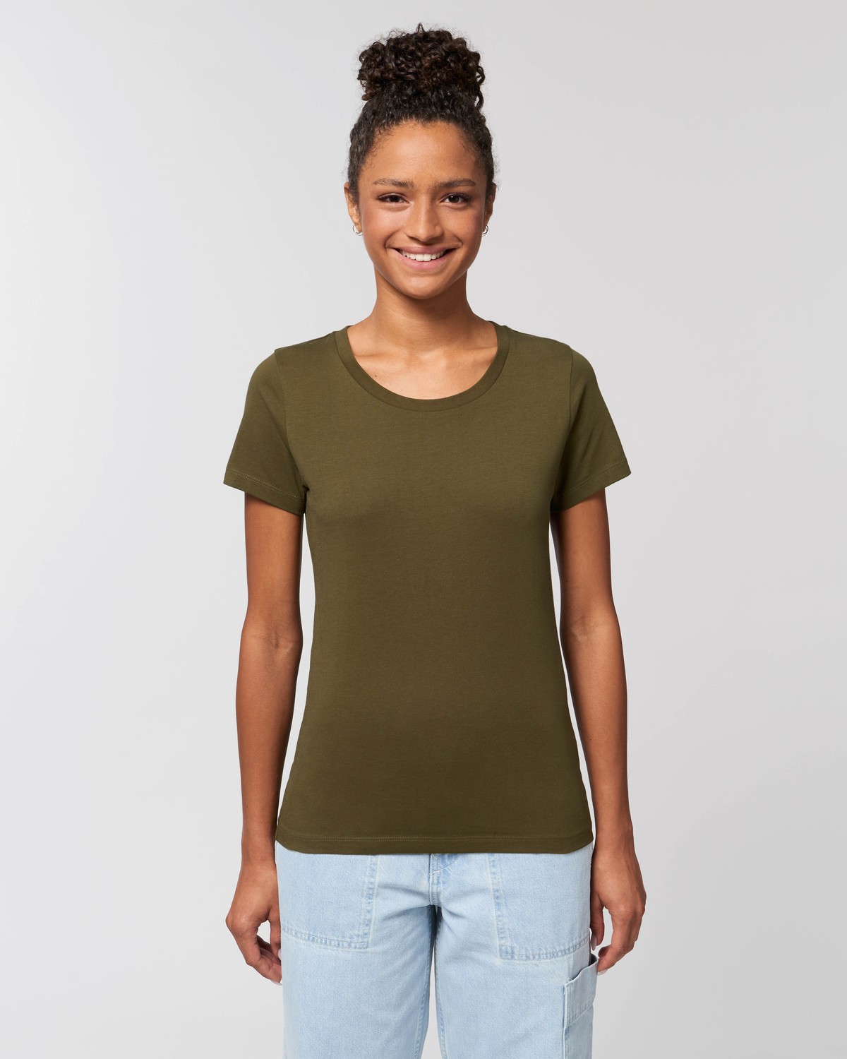Stella_Expresser_British_Khaki_Studio_Front_Main_6