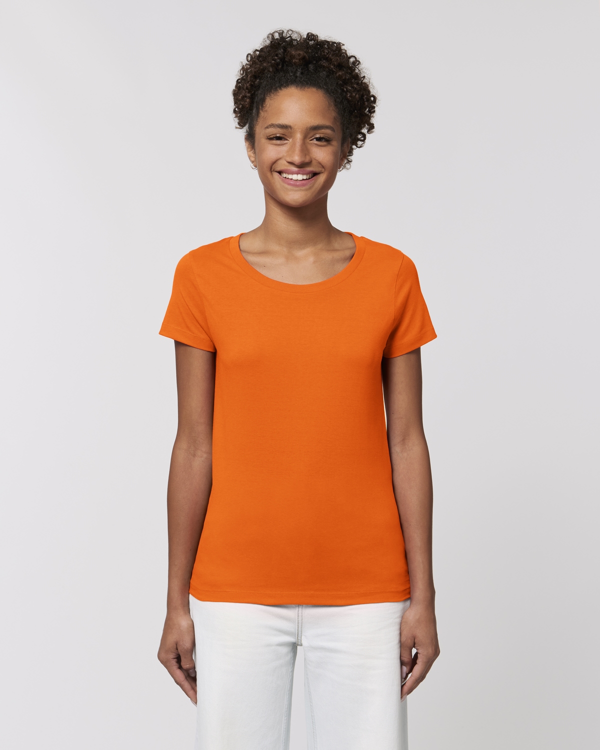 Stella_Jazzer_Bright_Orange_Studio_Front_Main_6